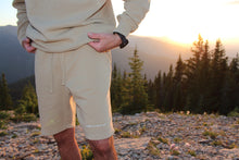 ISVERA ENDEAVOR PIGMENT DYE SWEATSHORTS // SANDSTONE